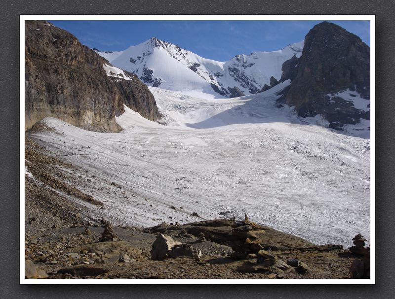 1 Wyssi Frau von der Blüemlisalphütte aus