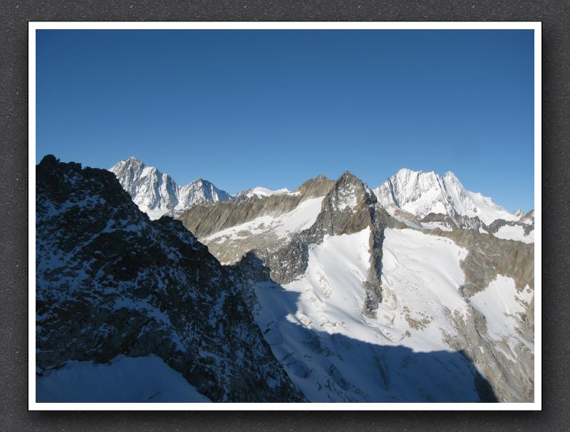 8 Schreck-, Lauteraar- und Finsteraarhorn