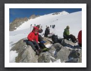 21 Grosse Pause an der Sonne im Aufstieg zum Ränfenhorn